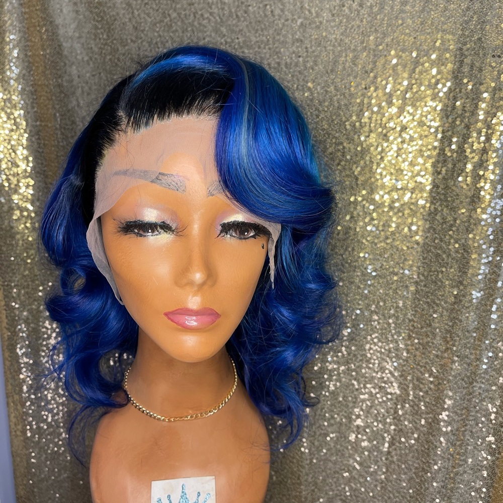 Lace front wig - Picture 9 of 12